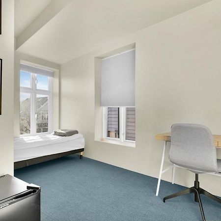 Central Guest House - Bedroom With En Suite Bathroom Stavanger Extérieur photo